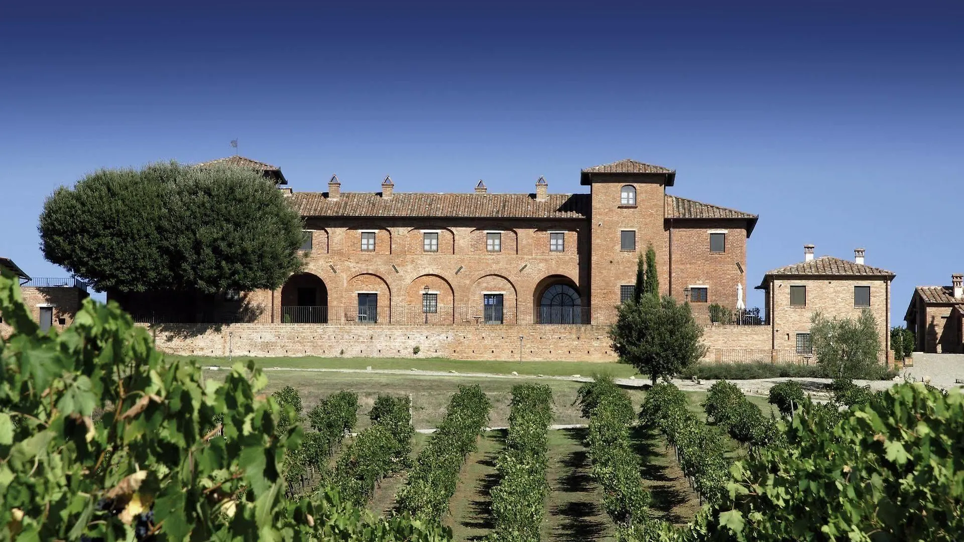 Agriturismo Terra Rossa Valiano Italy
